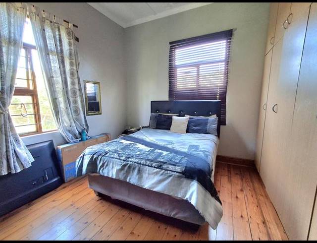 6 BEDROOM HOUSE FOR SALE IN DOONSIDE